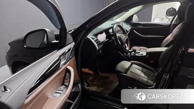 BMW X4 (G02) 2022 Черный из Кореи, фото 2