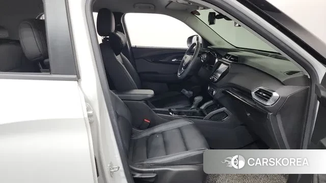 Chevrolet (GM Daewoo) Trailblazer 2021 Белый из Кореи, фото 2