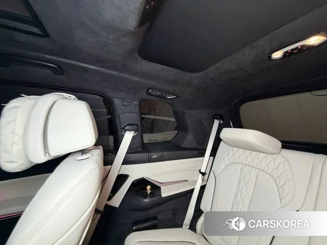 BMW X7 (G07) 2025 Белый из Кореи, фото 2