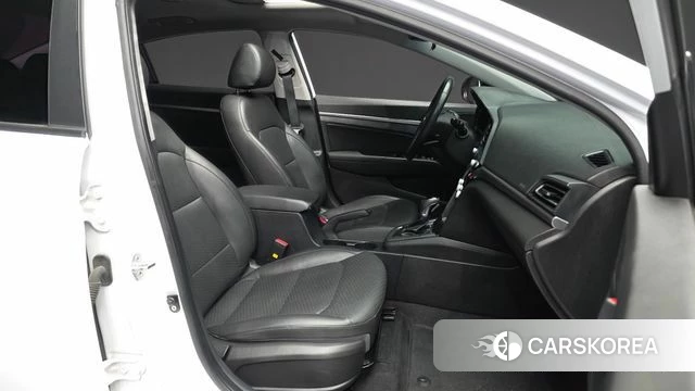 Hyundai The New Avante AD 2019 Белый из Кореи, фото 2