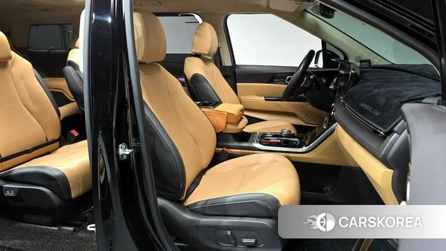 Kia Carnival 4th generation 2021 Черный из Кореи, фото 2