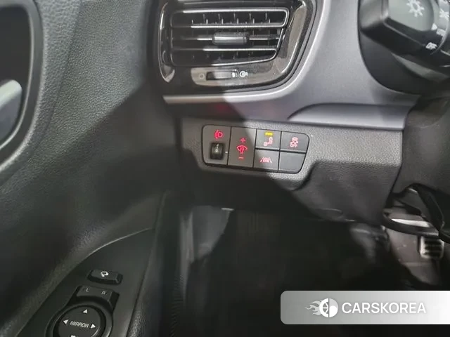 Kia Stonic 2018 Серый из Кореи, фото 2