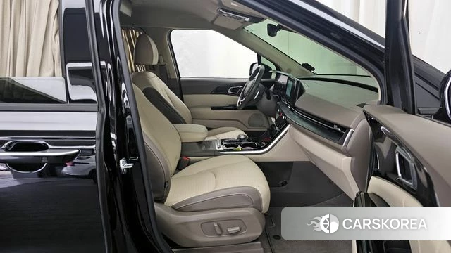 Kia Carnival 4th generation 2021 Черный из Кореи, фото 2