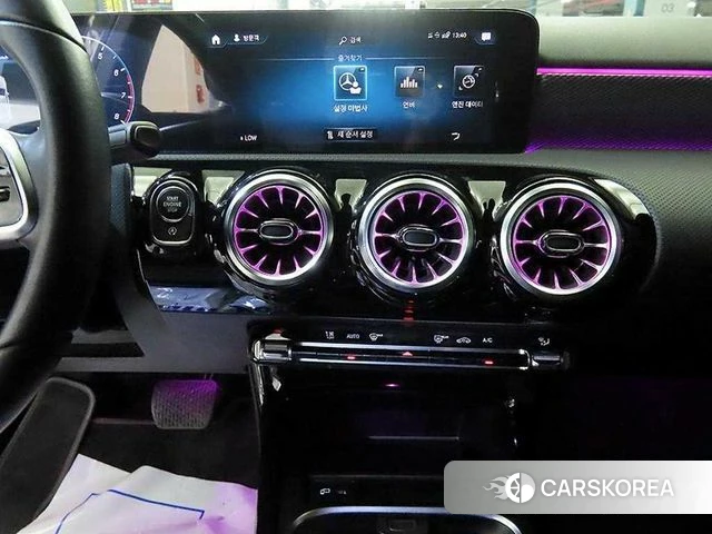 Mercedes-Benz A-Class W177 2022 Белый из Кореи, фото 2