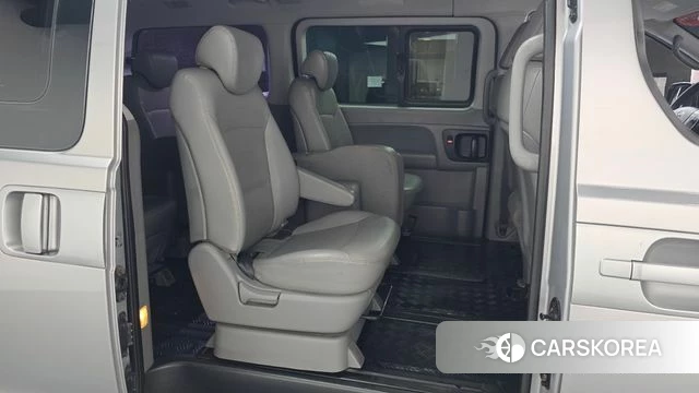 Hyundai The New Grand Starex 2019 Серебряный из Кореи, фото 2