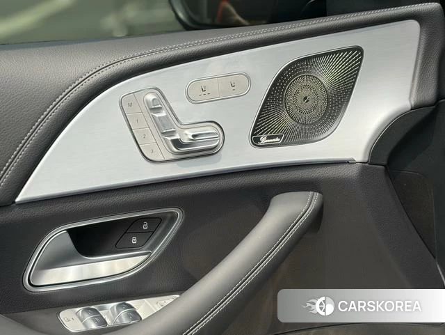 Mercedes-Benz GLE AMG 2024 Черный из Китая, фото 2