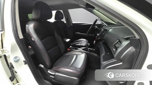 Ssangyong Tivoli Air 2018 Белый из Кореи, фото 2