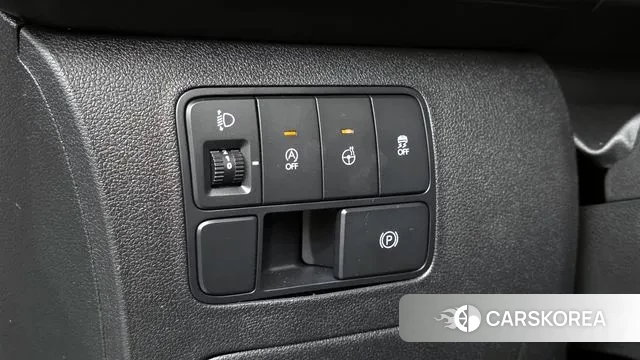 Hyundai Staria 2023 Белый из Кореи, фото 2