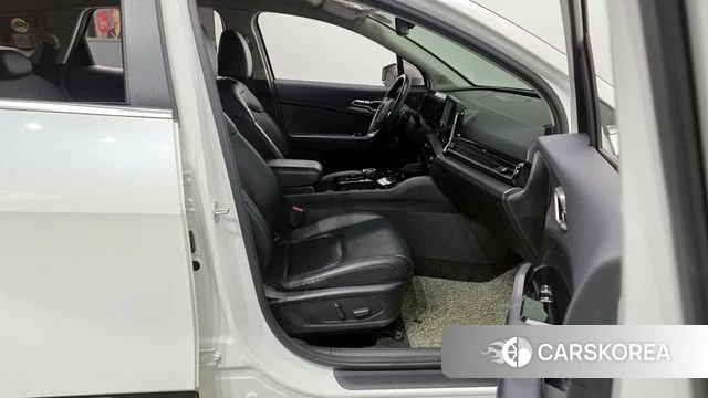 Kia Sportage 5th Generation 2021 Белый из Кореи, фото 2