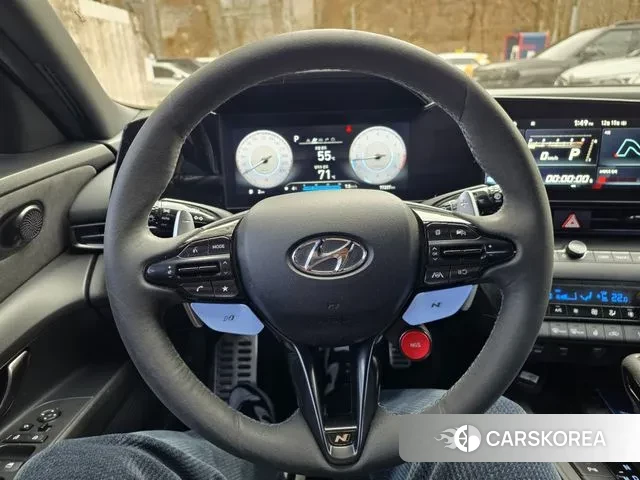 Hyundai Avante (CN7) 2022 Серебристо-серый из Кореи, фото 2