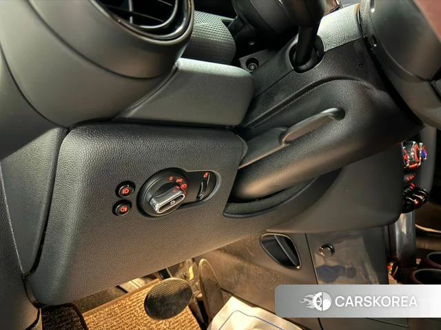 Mini Cooper 2018 Жемчужный цвет из Кореи, фото 2