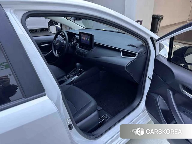 Toyota Corolla 2022 Белый из Китая, фото 2