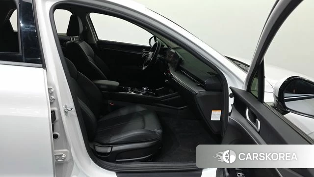 Kia The New K5 Hybrid 3rd generation 2024 Белый из Кореи, фото 2