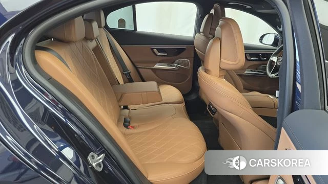 Mercedes-Benz E-Class W214 2026 Синий из Кореи, фото 2