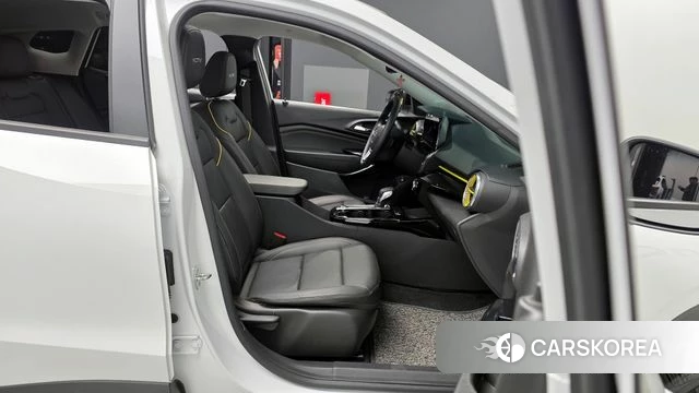 Chevrolet (GM Daewoo) Trax Crossover 2023 Белый из Кореи, фото 2