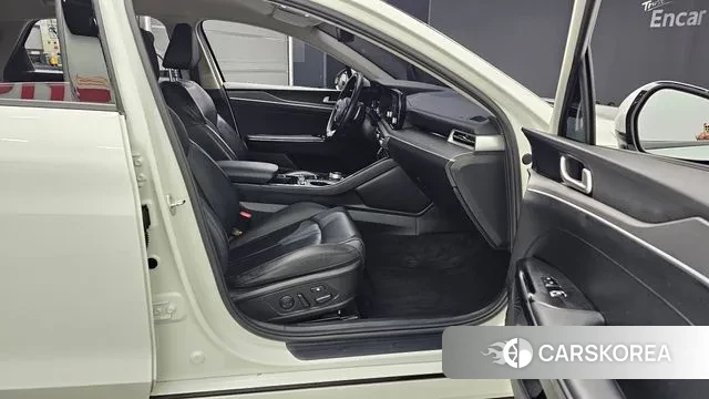 Kia K5 3rd generation 2023 Белый из Кореи, фото 2