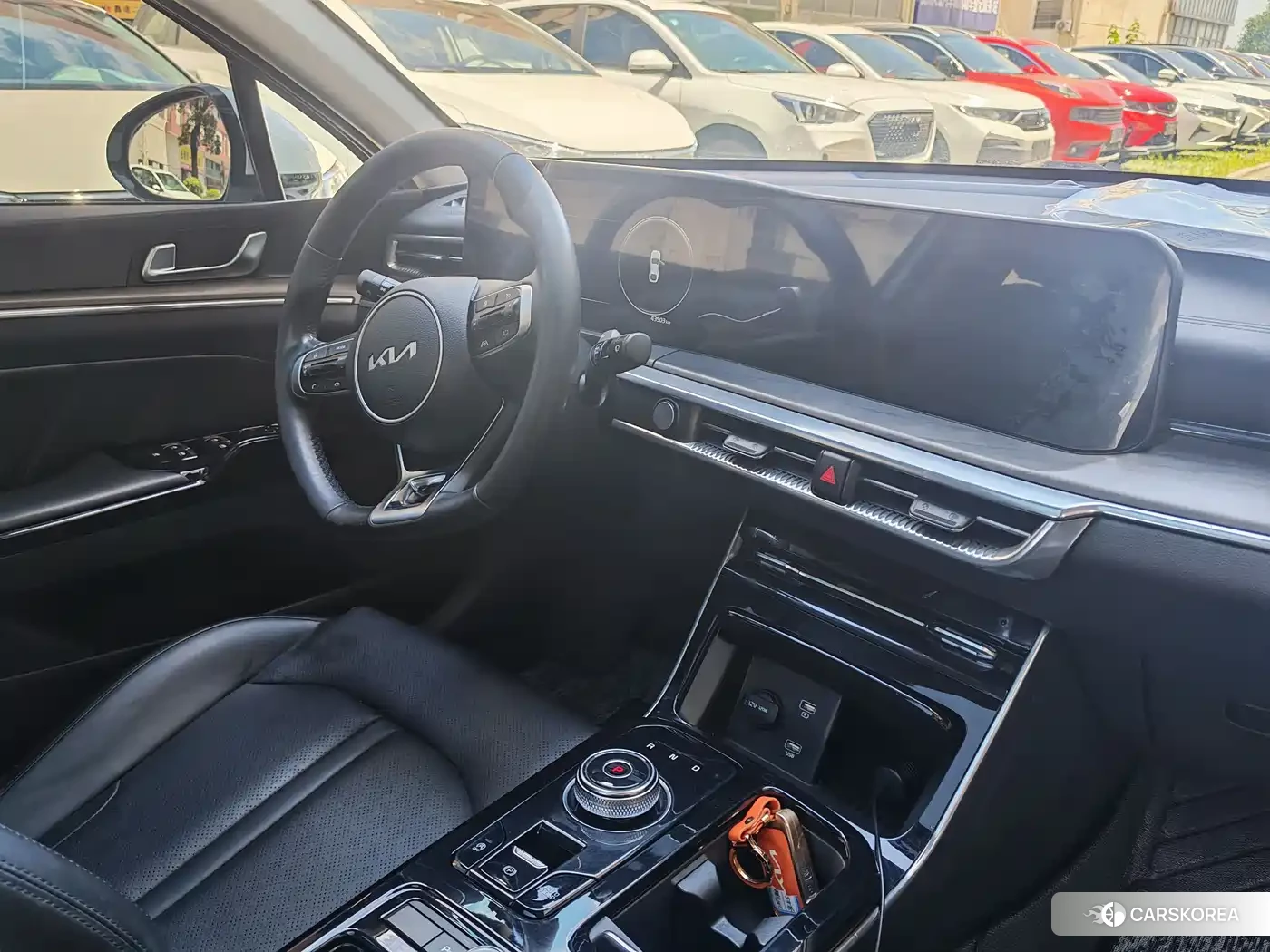 Kia K5 2023 Белый из Китая, фото 2