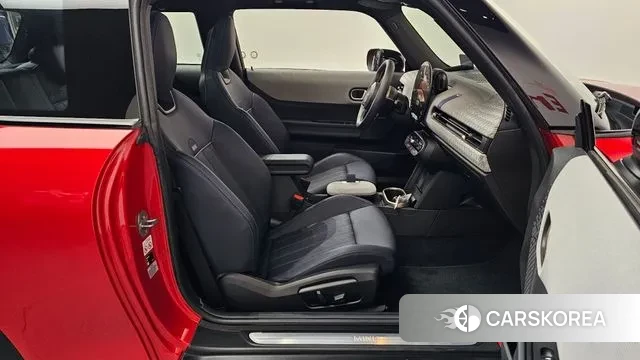 Mini Cooper S 4th Generation 2024 Красный из Кореи, фото 2