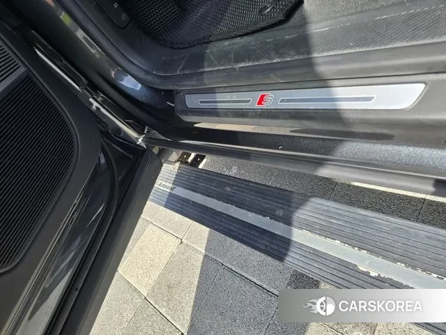 Audi SQ8 (4M) 2020 Серый из Кореи, фото 2