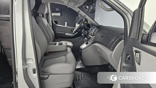 Hyundai The New Grand Starex 2019 Серебряный из Кореи, фото 2