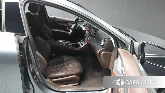 Mercedes-Benz CLS-Class C257 2019 Серый из Кореи