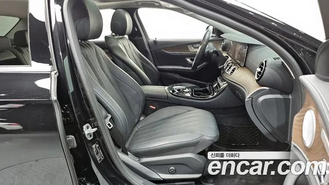 Mercedes-Benz E-Class W213 2020 Черный из Кореи, фото 2