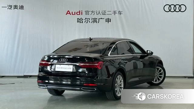 Audi A6L 2021 Черный из Китая, фото 2