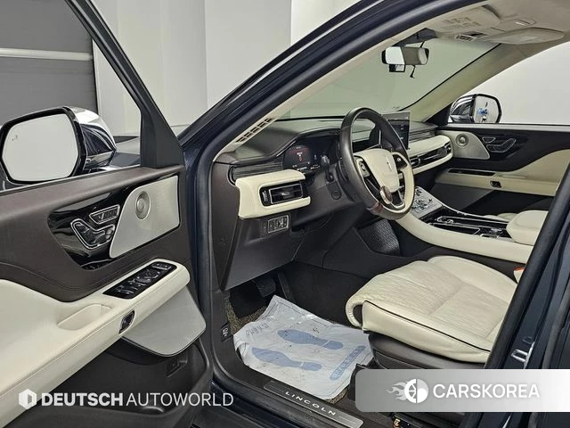 Lincoln Aviator 2nd generation 2021 Темно-зеленый из Кореи, фото 2
