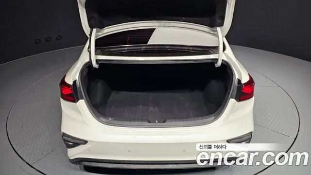 Kia Come New K3 2018 Белый из Кореи, фото 2