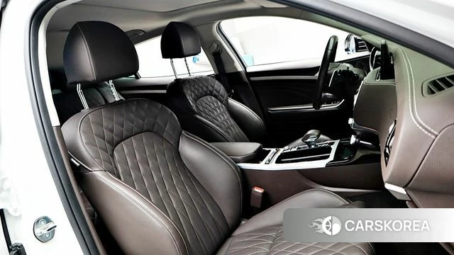 Kia Stinger Meister 2023 Белый из Кореи, фото 2