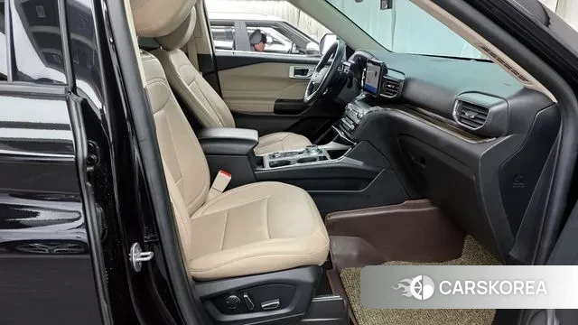 Ford Explorer 6th Generation 2020 Черный из Кореи, фото 2