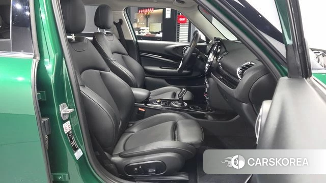 Mini Cooper D Clubman 2021 Зеленый из Кореи, фото 2