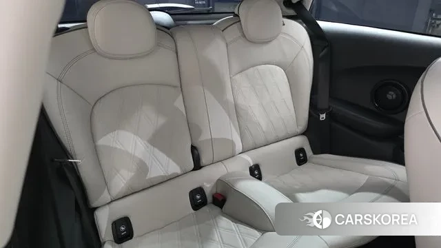 Mini Cooper S 2022 Черный из Кореи, фото 2