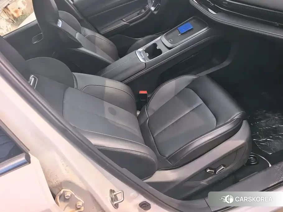 Chang'an CS55PLUS PHEV 2026 Белый из Китая, фото 2