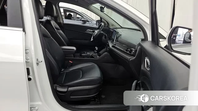 Kia Sportage 5th Generation 2022 Белый из Кореи, фото 2