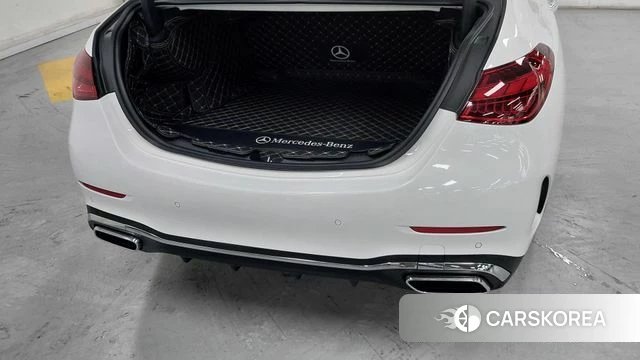 Mercedes-Benz C-Class W206 2023 Белый из Кореи, фото 2