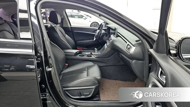 Genesis G70 2018 Черный из Кореи, фото 2