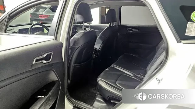 Kia Sportage 5th Generation 2022 Белый из Кореи, фото 2