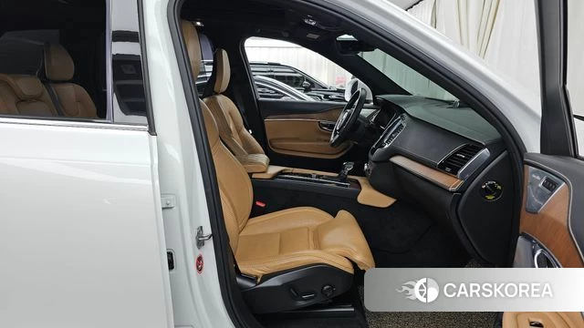 Volvo XC90 second Generation 2018 Белый из Кореи, фото 2