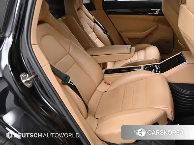 Porsche Panamera (971) 2018 Черный из Кореи, фото 2