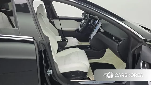 Tesla Model S 2019 Черный из Кореи, фото 2