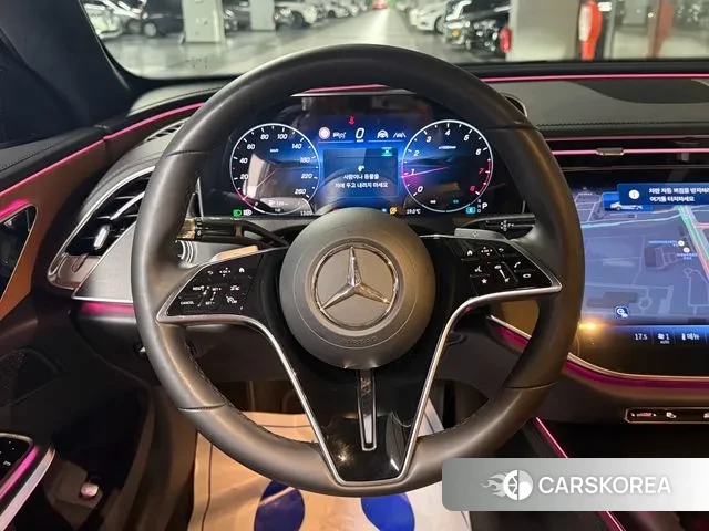 Mercedes-Benz E-Class W214 2025 Белый из Кореи, фото 2