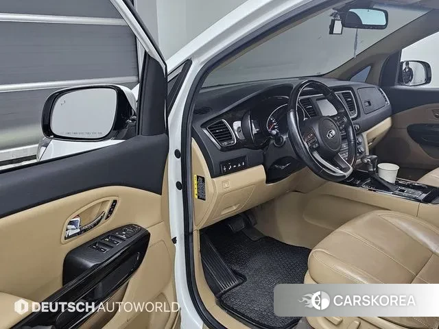 Kia The New Carnival 2018 Белый из Кореи, фото 2