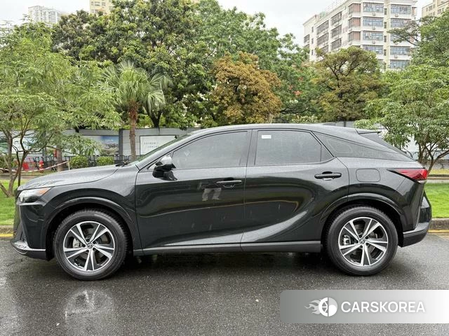 Lexus RX 2025 Черный из Китая, фото 2