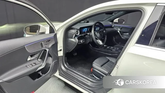 Mercedes-Benz A-Class W177 2025 Белый из Кореи, фото 2