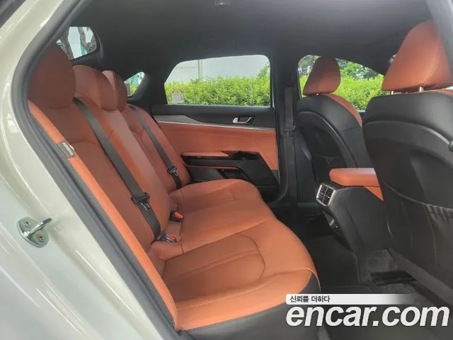 Kia The New K5 3rd generation 2024 Белый из Кореи, фото 2