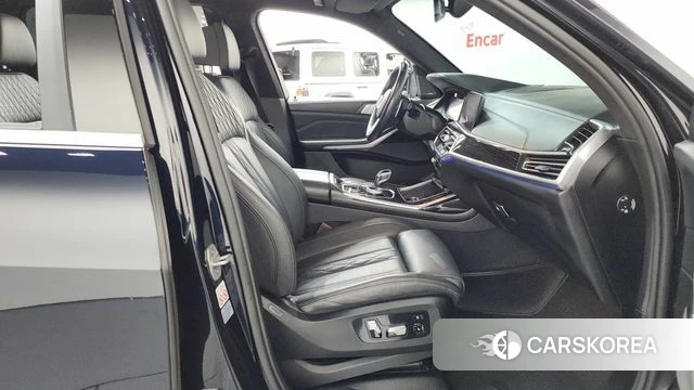 BMW X7 (G07) 2020 Черный из Кореи, фото 2