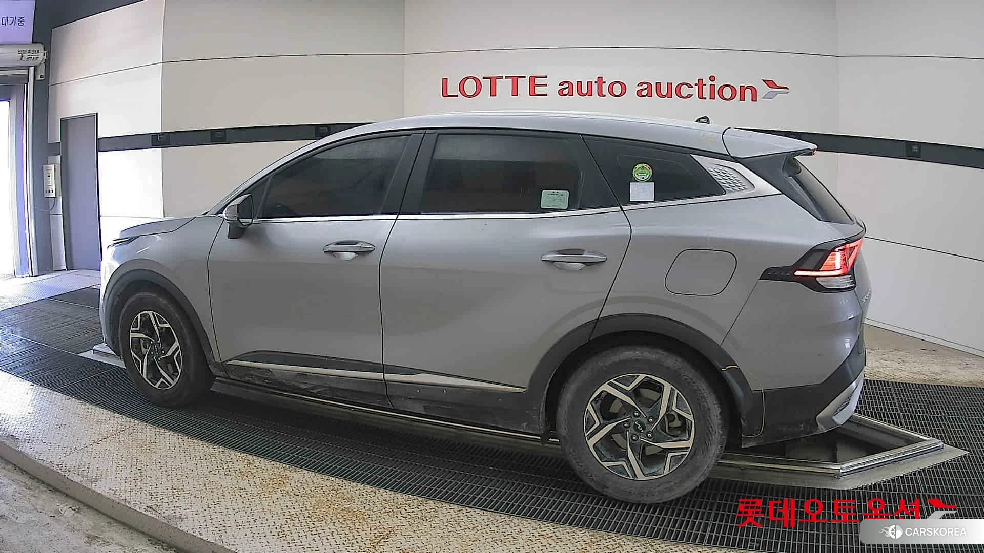 Kia Sportage 2023 Steelgray из Кореи, фото 2
