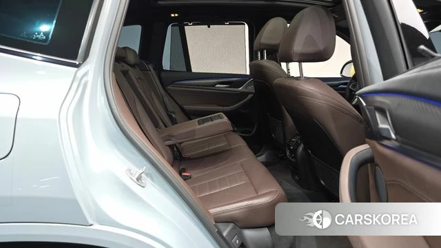 BMW X3 (G01) 2024 Небесно-голубой из Кореи, фото 2