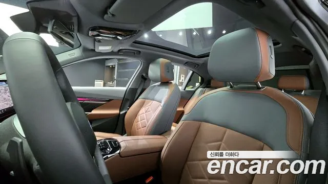 BMW 5 Series (G60) 2024 Белый из Кореи, фото 2